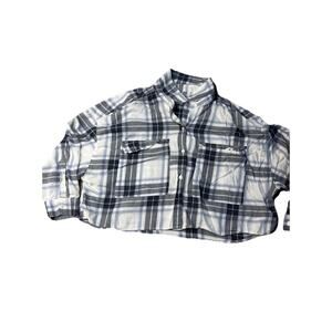 Women’s Abercrombie Cropped Plaid Button Up Shirt Top Medium Soft A&F Collection